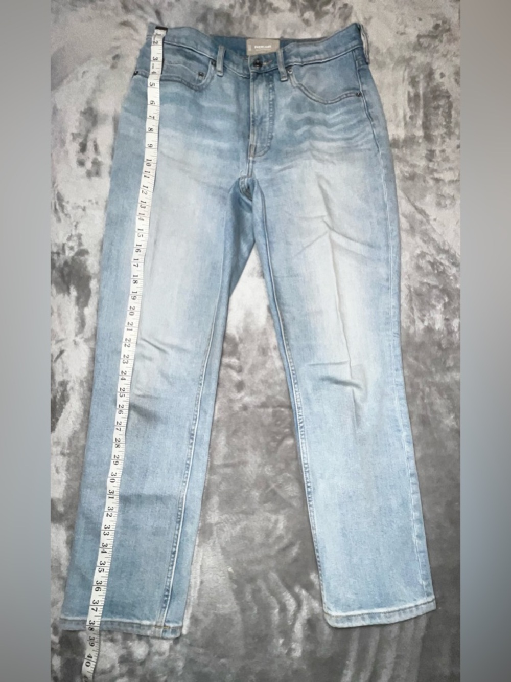 Everlane Light Wash Straight Leg Jeans size 28R organic cotton
